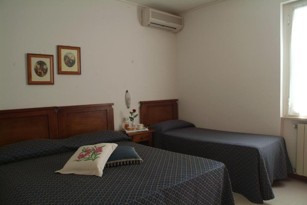 C.A.V. Residenza Prisco Aparthotel มารีนาดีกรอซเซโต ห้อง รูปภาพ