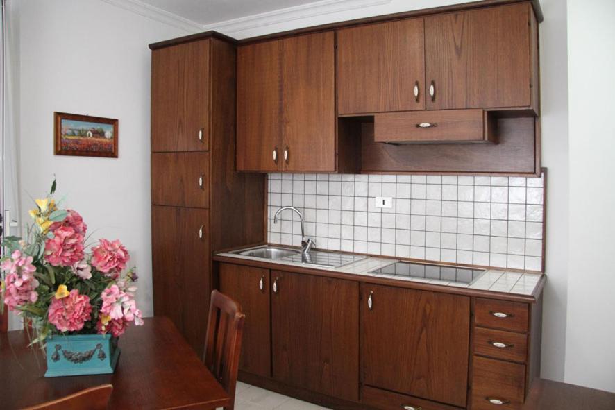 C.A.V. Residenza Prisco Aparthotel มารีนาดีกรอซเซโต ภายนอก รูปภาพ
